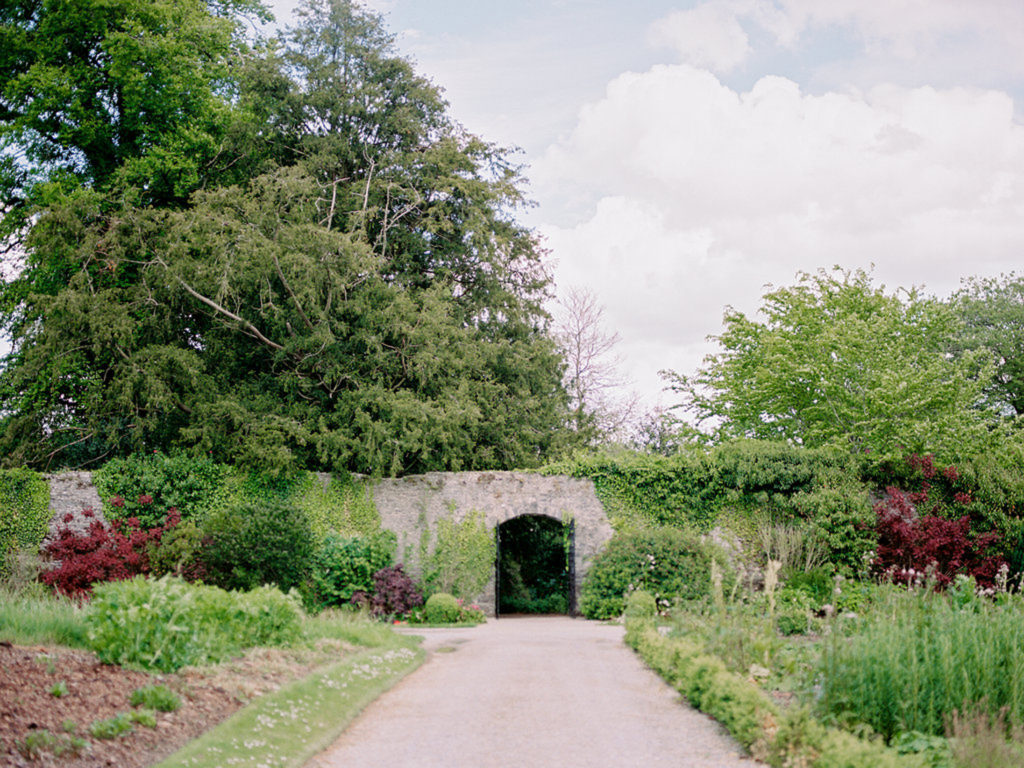 Irish manor house elope to Ireland