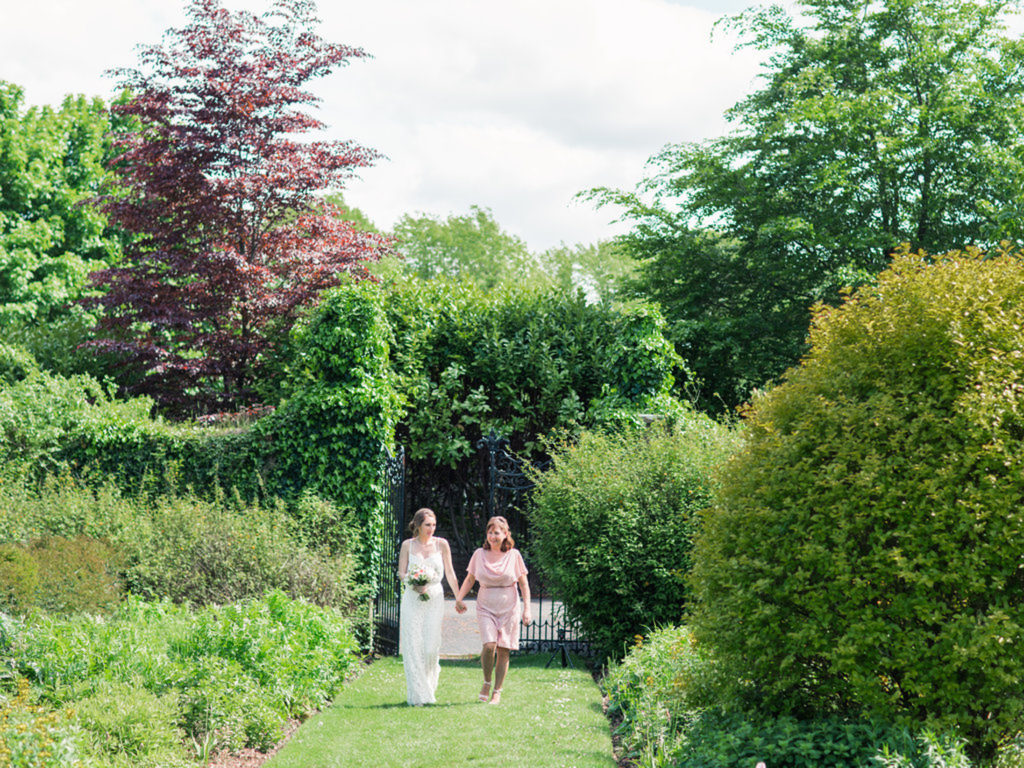 Irish manor house elope to Ireland