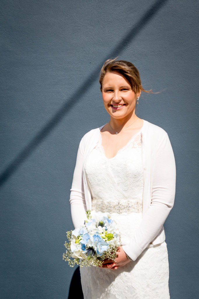 elope to ireland bride and bouquet