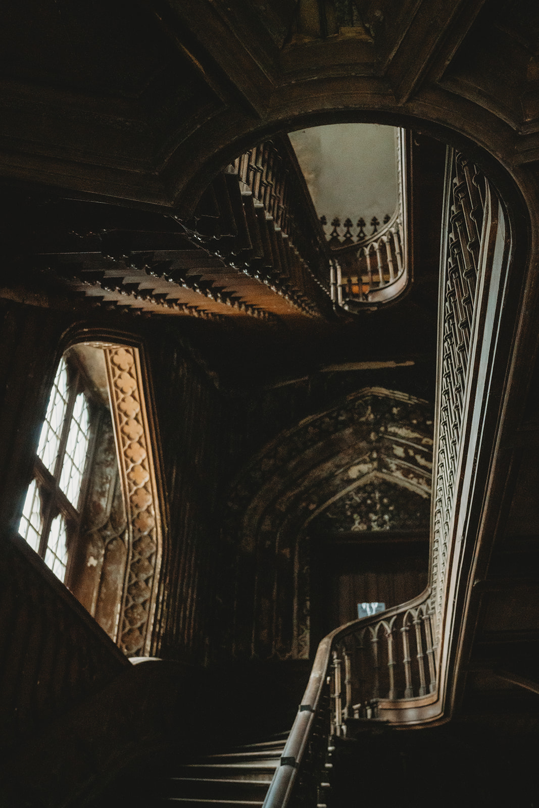 Gothic wedding Ireland at a castle